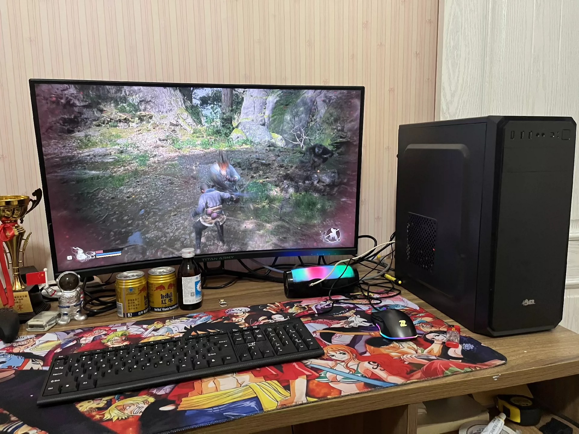 2024年6月的个人家用电脑200万跑分台式机 顶配高配台式电脑主机 32寸144hz屏幕 娱乐办公剪视频直播作图全能电脑 一共两台电脑，单位一台家里一台，轮着
